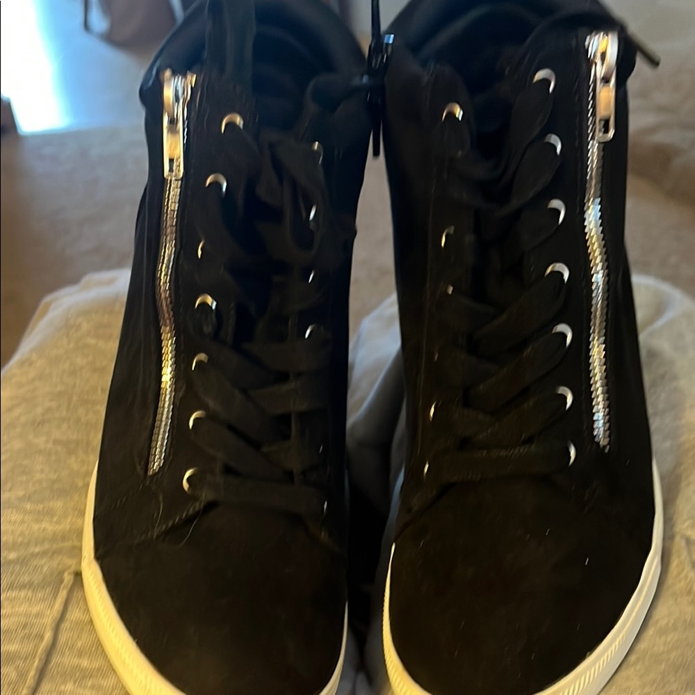 Women wedge sneakers